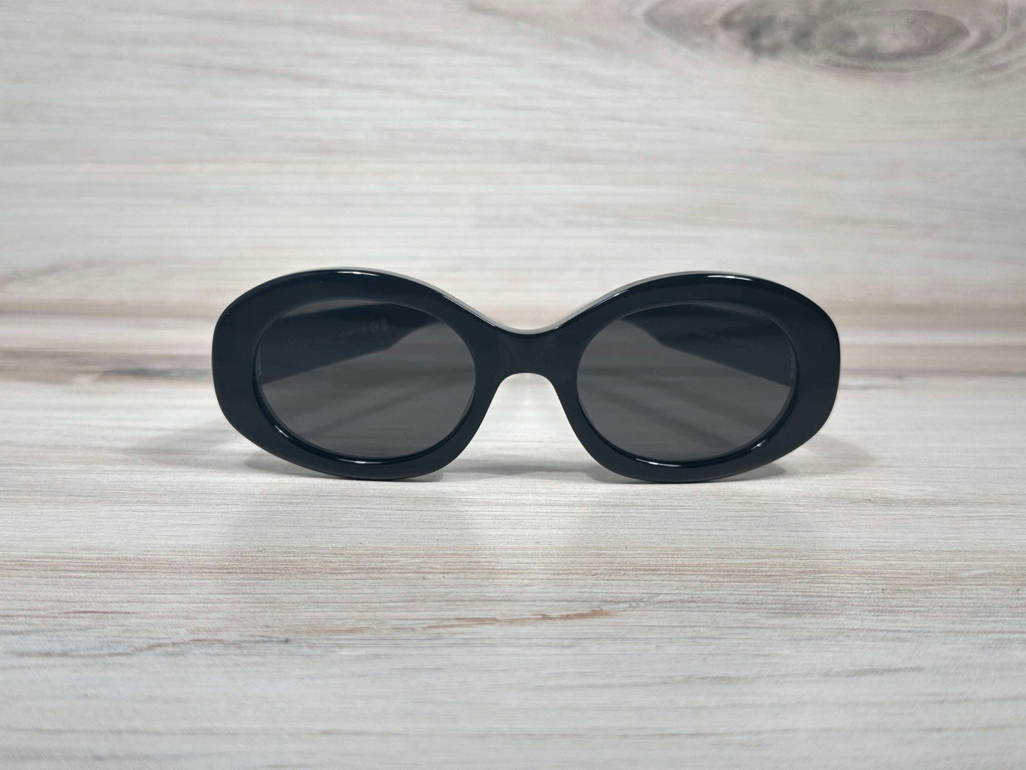Celine CL40194U 01A Oval Sunglasses Black & Gold Gray Lens UV400 Made in Italy