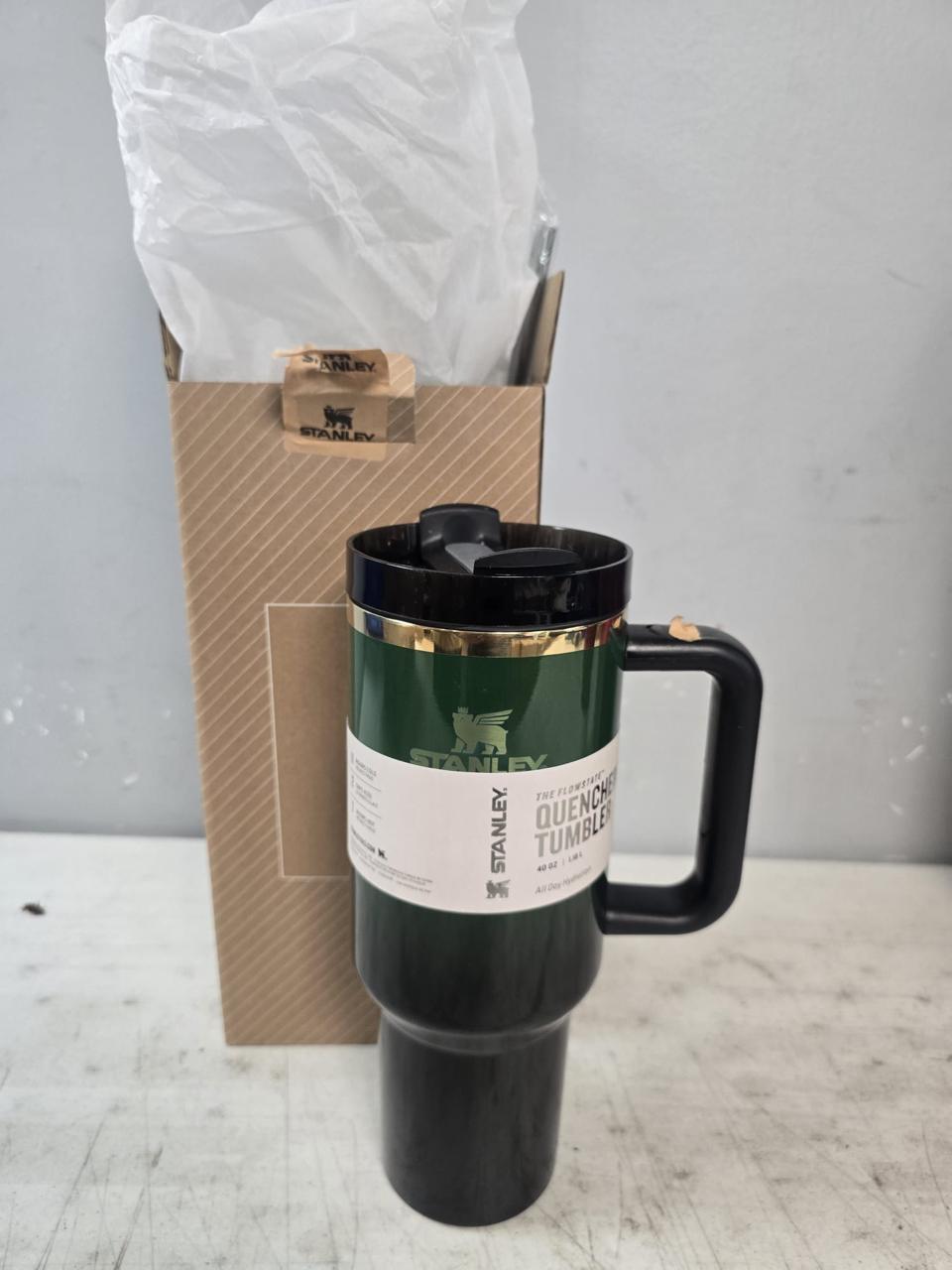Stanley Quencher H2.0 FlowState Tumbler 40oz – Dark Green with Handle