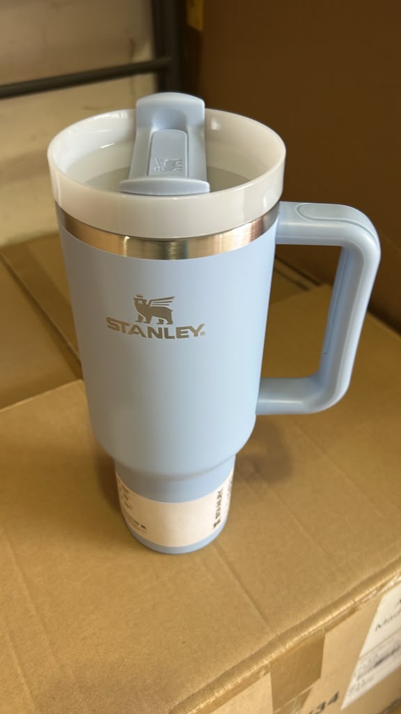 Stanley Quencher H2.0 Tumbler 40 oz – White & Light Blue Insulated Travel Cup with Handle