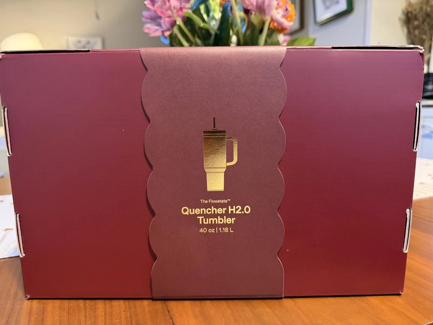 Stanley Valentine's Day Red Velvet Cake Quencher 40oz Limited Edition